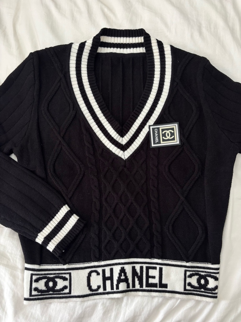 Knit Sweater 🖤
